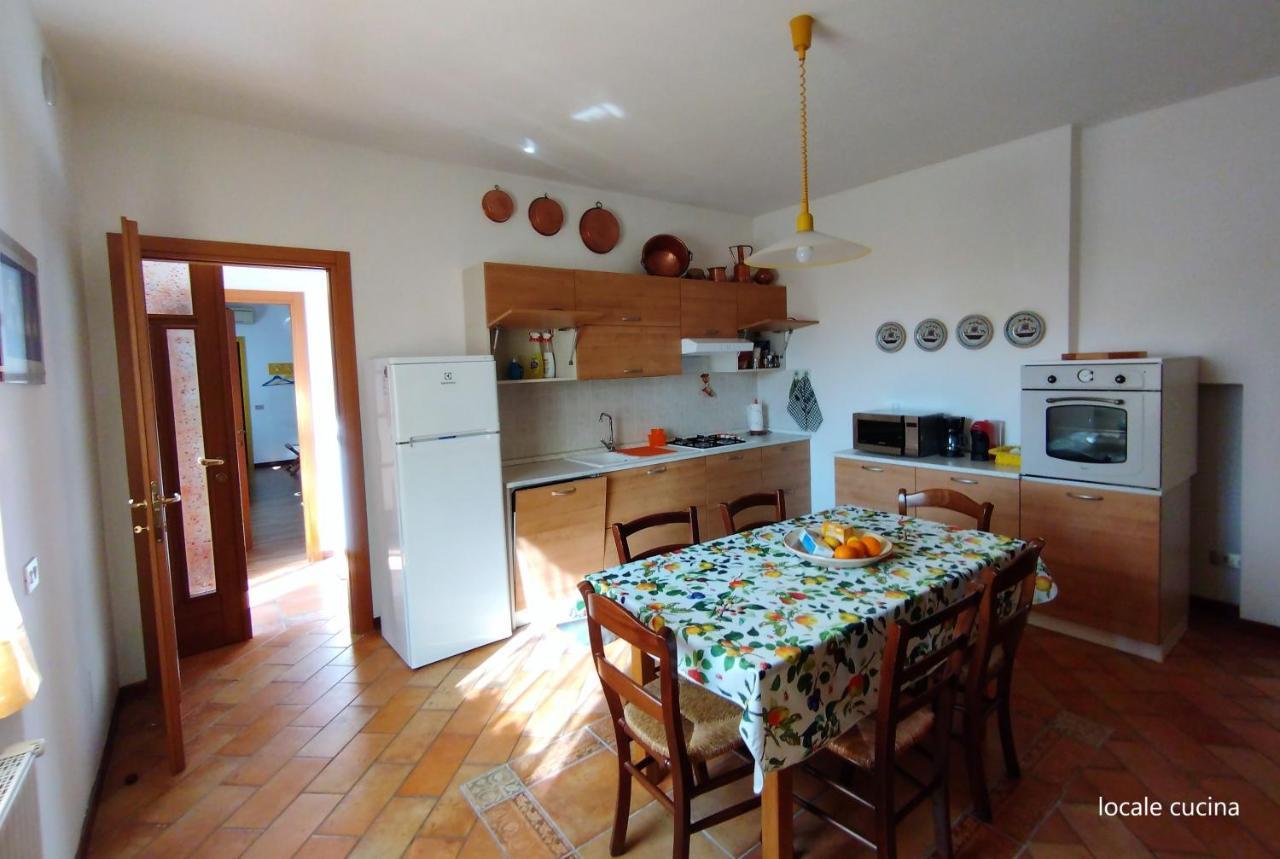 Appartamento Le Campanelle San Felice del Benaco Exterior photo